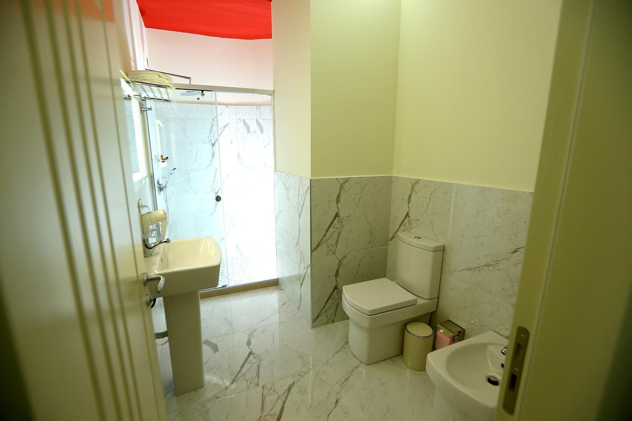 Hotel Vllaznia Shkodër Dış mekan fotoğraf