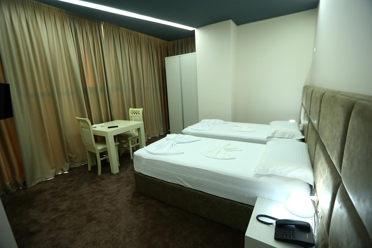 Hotel Vllaznia Shkodër Dış mekan fotoğraf