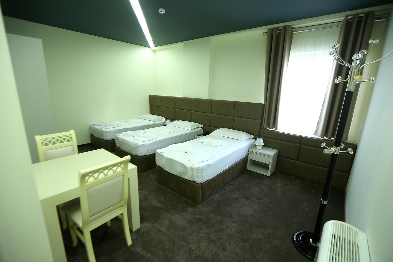 Hotel Vllaznia Shkodër Dış mekan fotoğraf