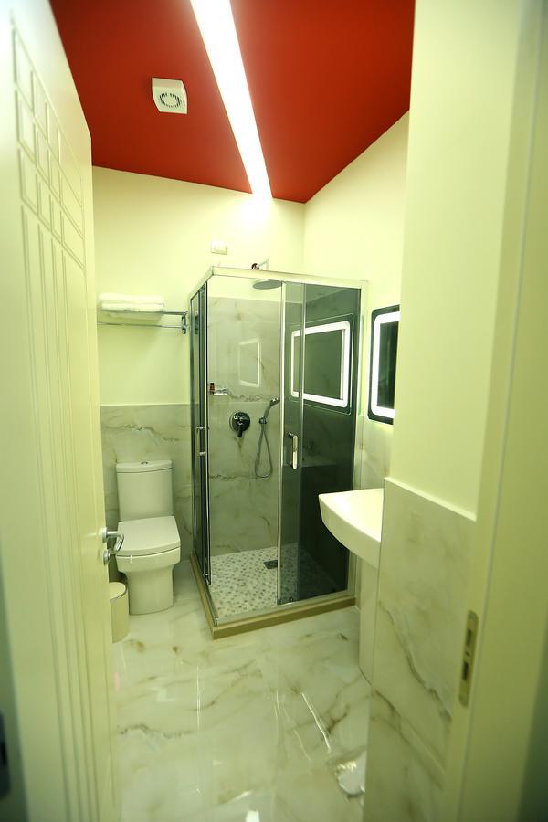 Hotel Vllaznia Shkodër Dış mekan fotoğraf