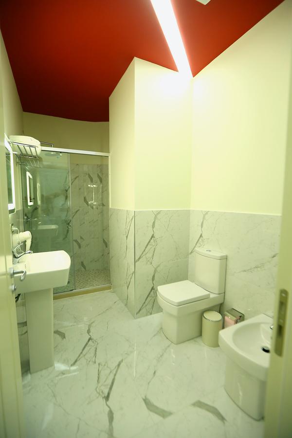 Hotel Vllaznia Shkodër Dış mekan fotoğraf