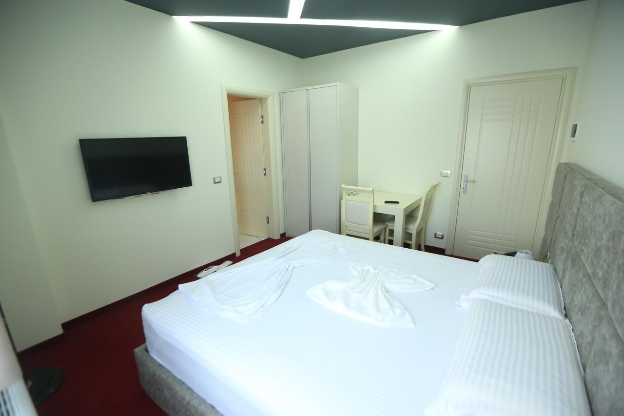 Hotel Vllaznia Shkodër Dış mekan fotoğraf