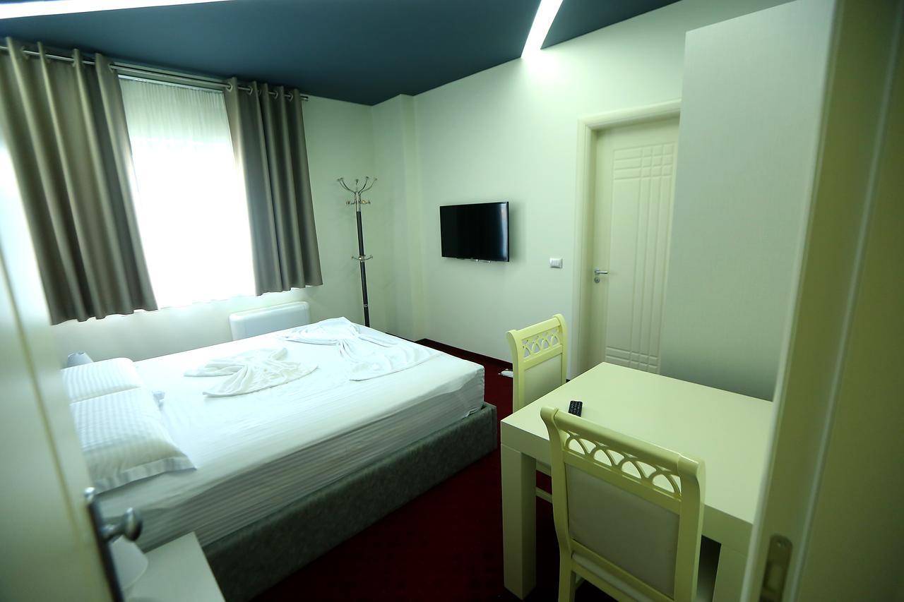 Hotel Vllaznia Shkodër Dış mekan fotoğraf