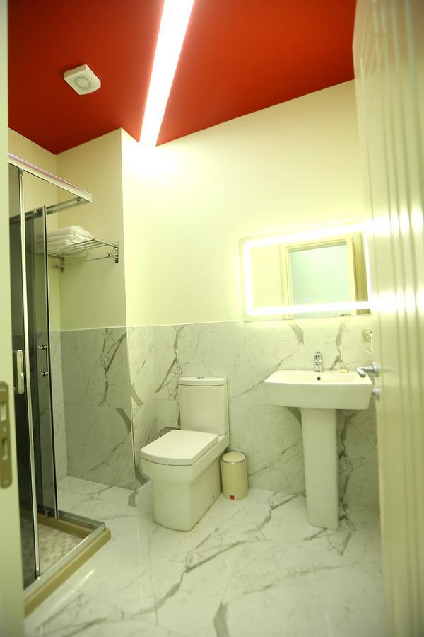 Hotel Vllaznia Shkodër Dış mekan fotoğraf